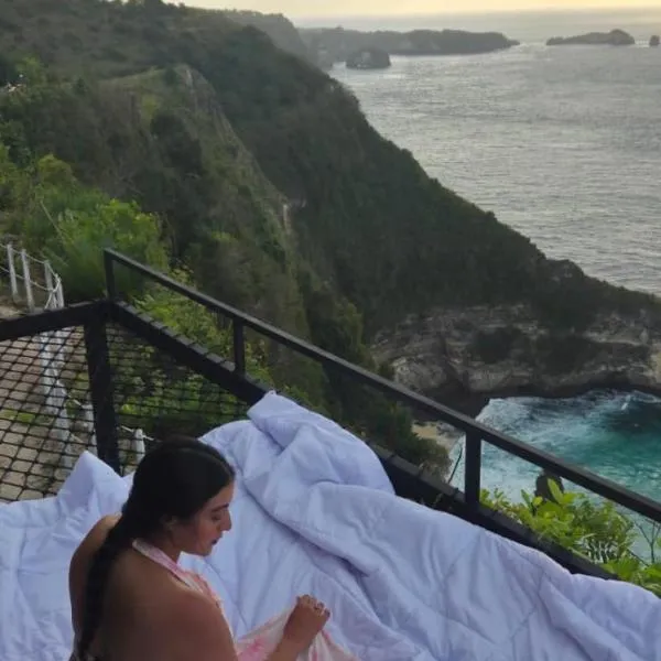The Indah Cliff Sea View, hotel din Pelilit
