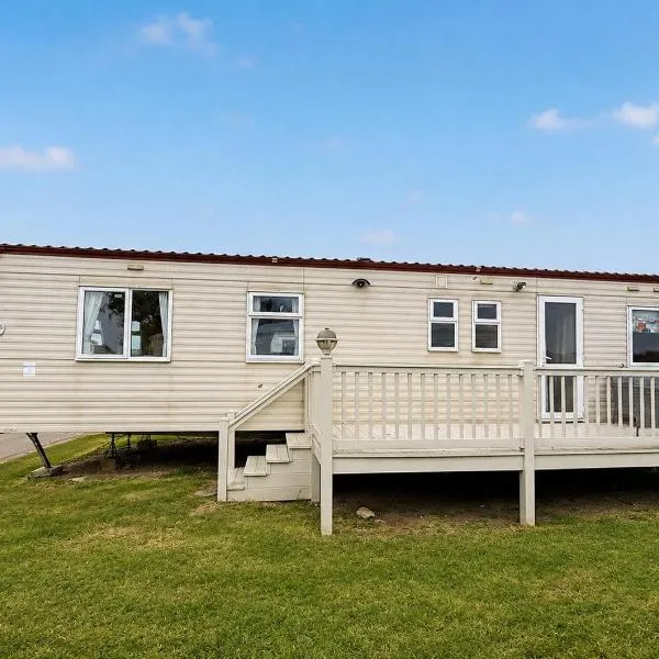 Superb Caravan By The Seaside In Kessingland, Suffolk Ref 90040Sg, hotel sa Benacre