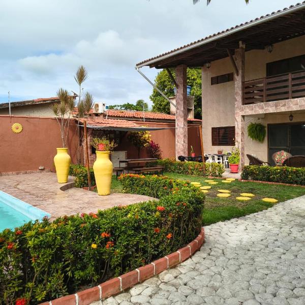 Casa com piscina e Hidromassagem a 200 m da praia