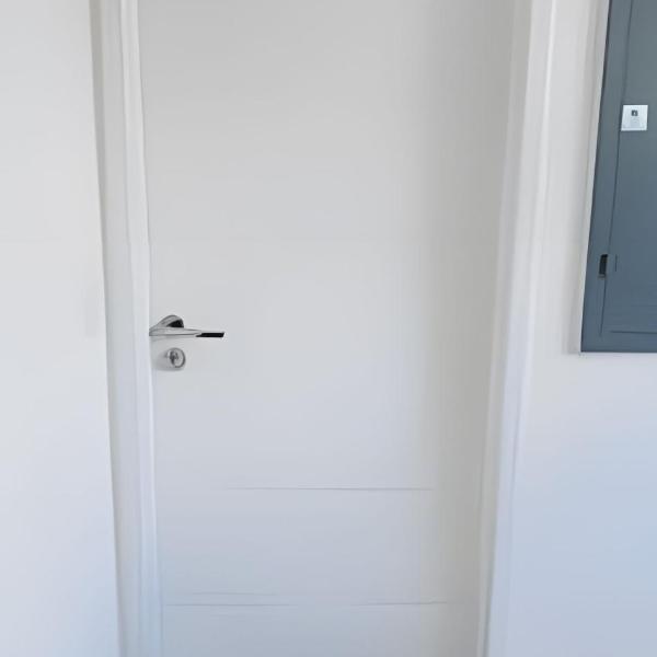 2 Qtos l Varanda | Piscina | Wi-Fi | Garagem