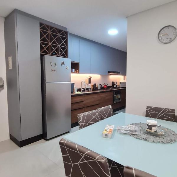 Luxo e exclusividade - Apartamento a 30m da praia da Cachoeira Floripa - Foto 5