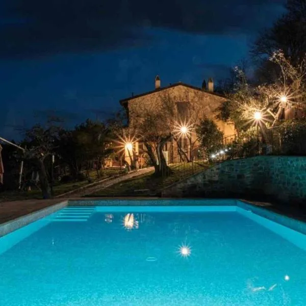 Le Case Gialle Resort, hotel in Gualdo Cattaneo