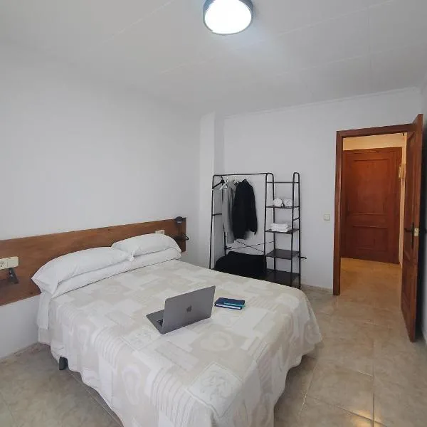 Cosy Apartament Figueres, hotel sa Figueres