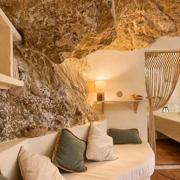 Molinicos में, होटल La Cueva De Orel