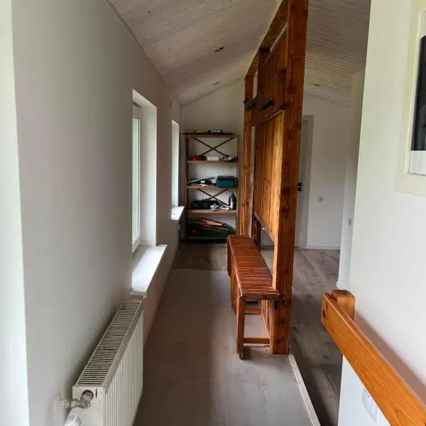 Liepu ielas apartamenti, hotel sa Kocēni