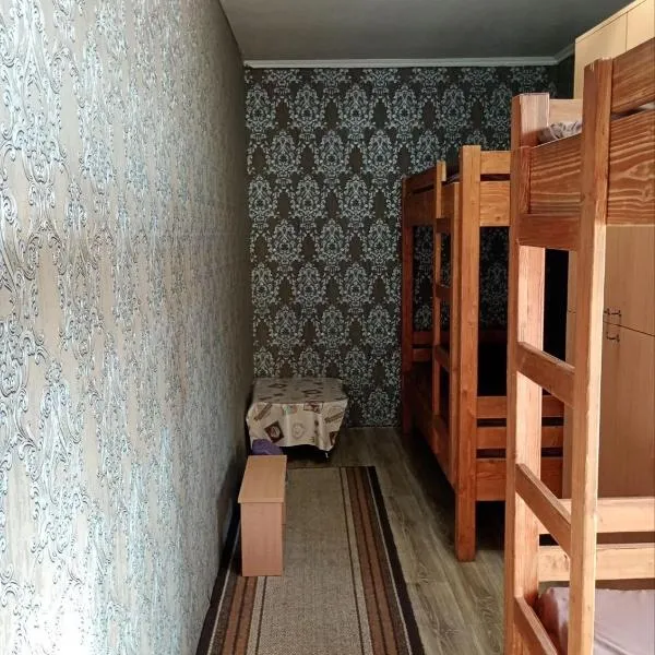 Hostel COMFORT، فندق في موكاشيفو