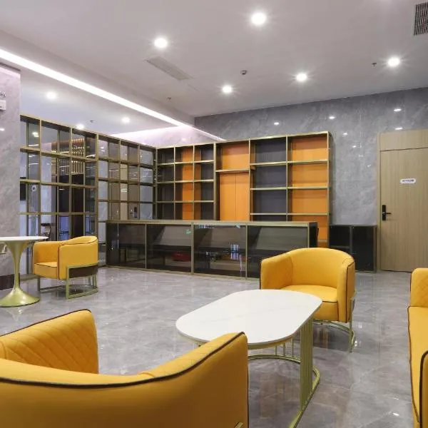 Holiday Inn Express Hengshui Railway Station by IHG, hotel in Hengshui