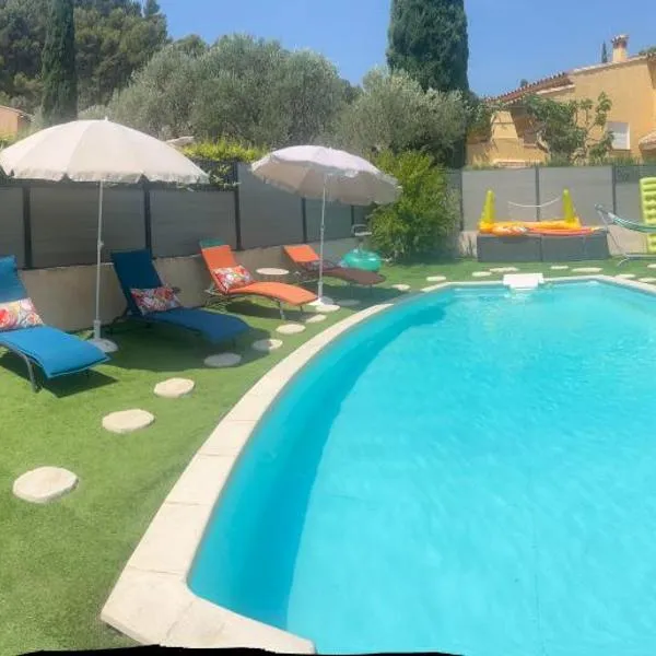 Les Provences Bleu et Verte, Hotel in Solliès-Pont
