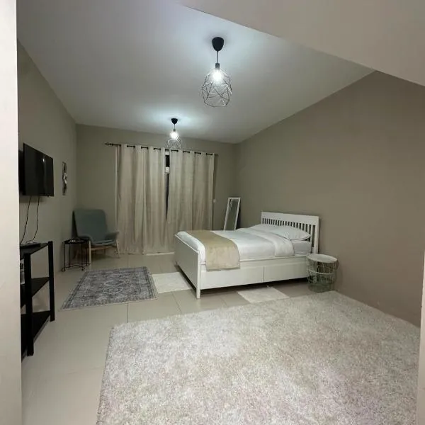 Cosy Studio - Desert Breeze, Hotel in Ghantoot