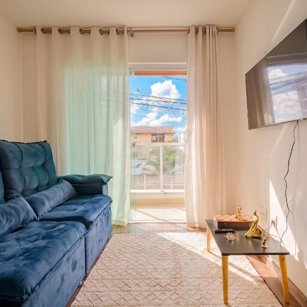 Apartamento com Varanda perto da UFJF e do Aeroporto