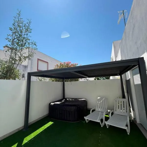 Moradia t2 com Jacuzzi, Hotel in Aldeia do Mato