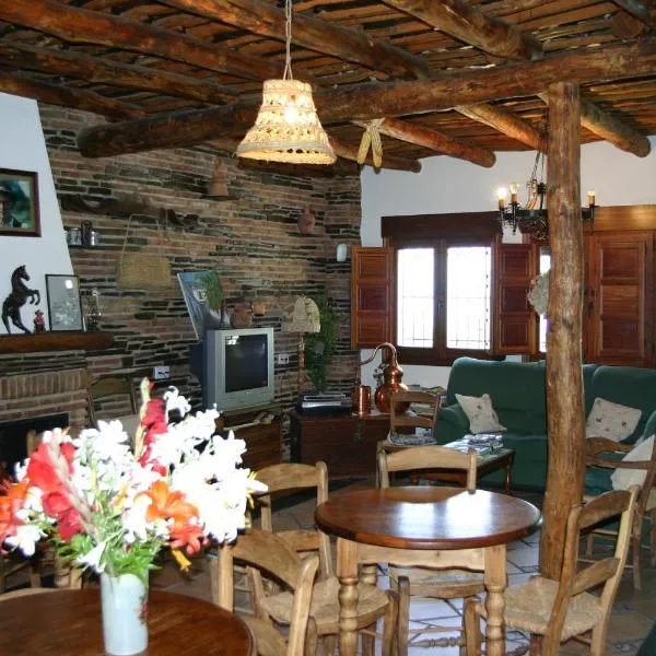 Hostal Rural Las Terrazas de la Alpujarra, хотел в Бубион