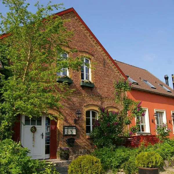 Landhaus Alte Schmiede, hotell i Niemegk