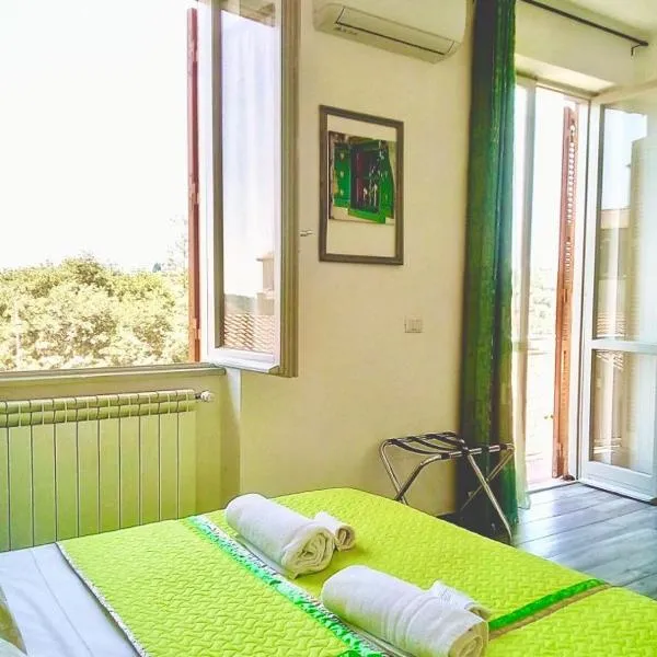 Jerry & Titty house, hotel em Capena