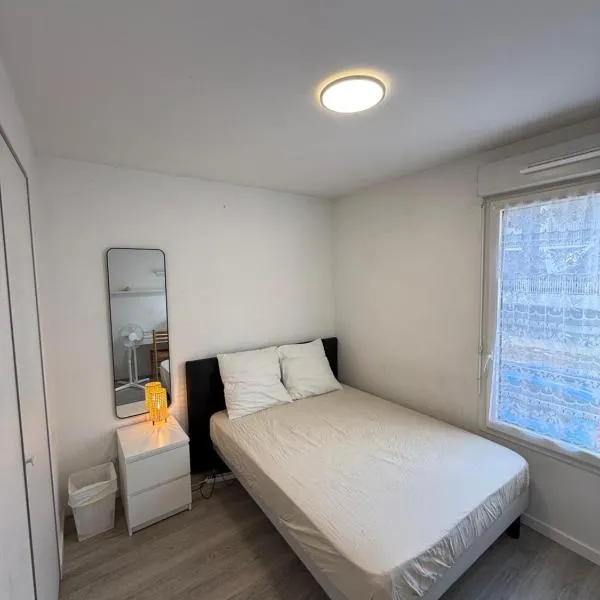 Une petite chambre cosy, hotel in Dijon