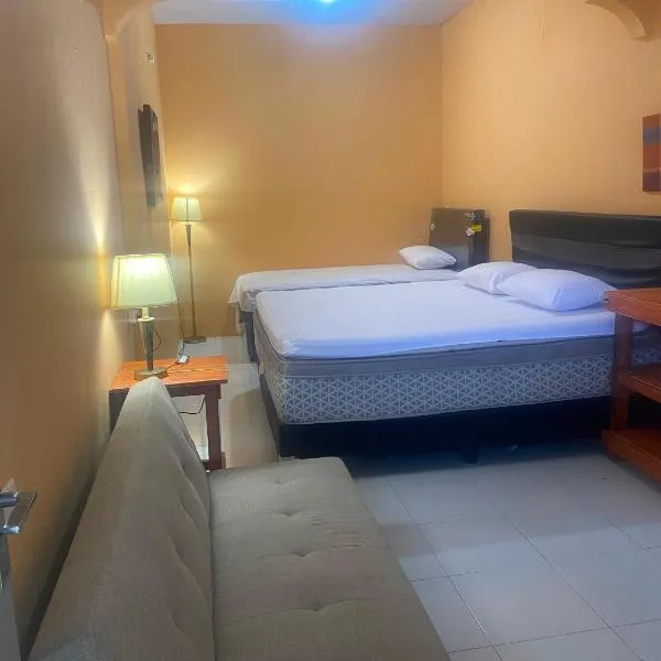 Harry & Mimin Homestay, hotel ve městě Gorontalo