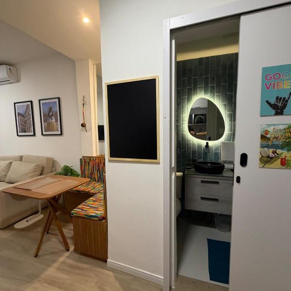 Flat Janela Bahia - Vista ao Mar - Pelourinho a Pé - Apartamento Moderno - - Foto 4