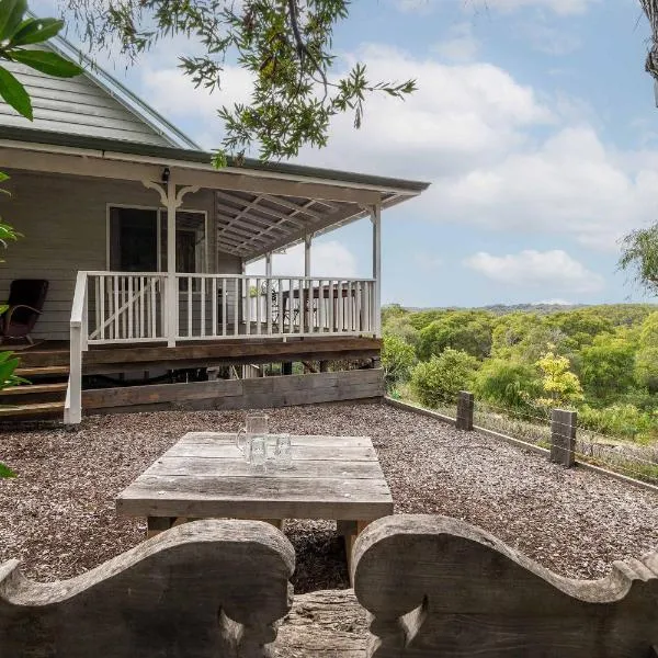 Hillview - Spacious Bushland Haven with Scenic Views, hotel em Yallingup