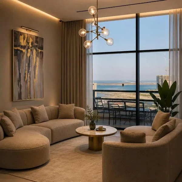 شقة بثلاث غرف نوم واطلالة على البحر, hotel i Al Khobar