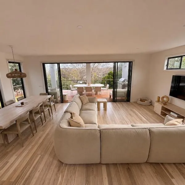 Beach Haven Rye Luxury Coastal Retreat Sleeps 10, hotel sa Rye