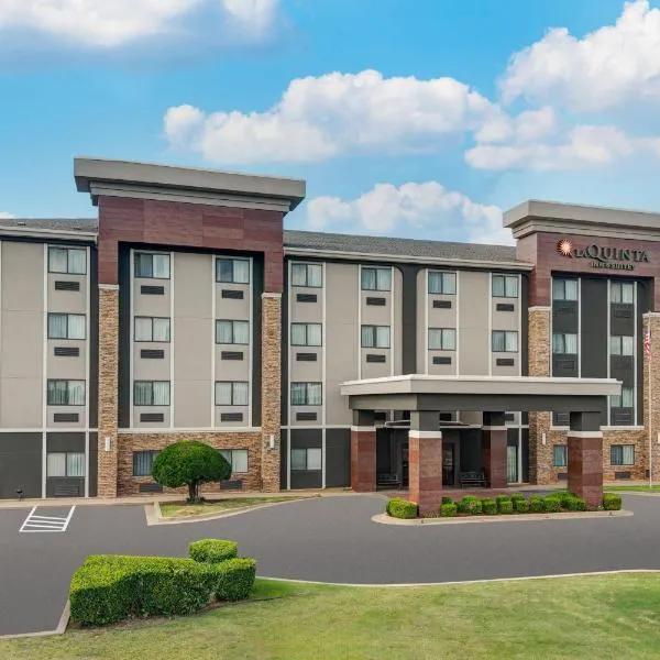 La Quinta by Wyndham Midwest City - Tinker AFB, отель в городе Мидуэст-Сити