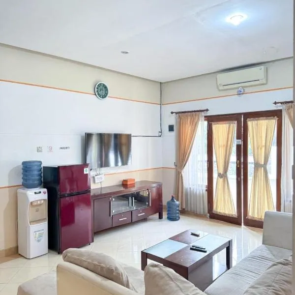 Adiputra Guesthouse Tata Bumi by HomiQ, hotel in Yogyakarta