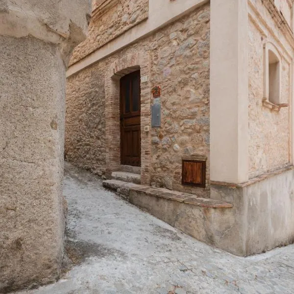 Ospitalità diffusa - Casa Coraggio 0, отель в городе Camini