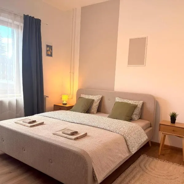 Apartments Chloe - Top 5, hotel en Hollabrunn