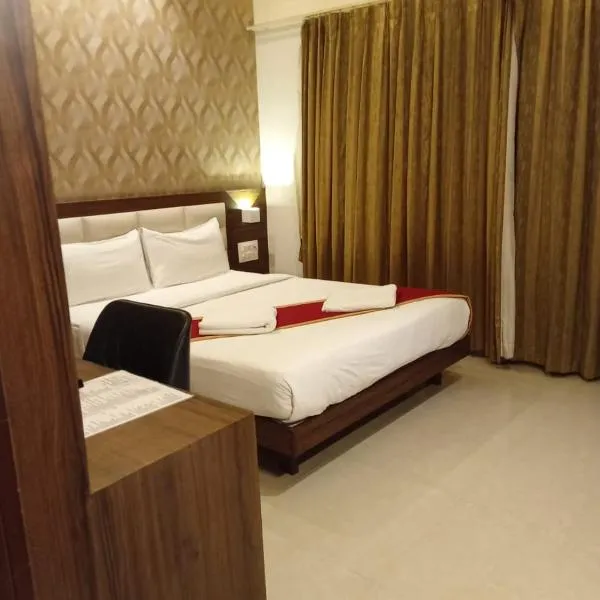 Royal Indraprastha The Hotel: Bangalore şehrinde bir otel