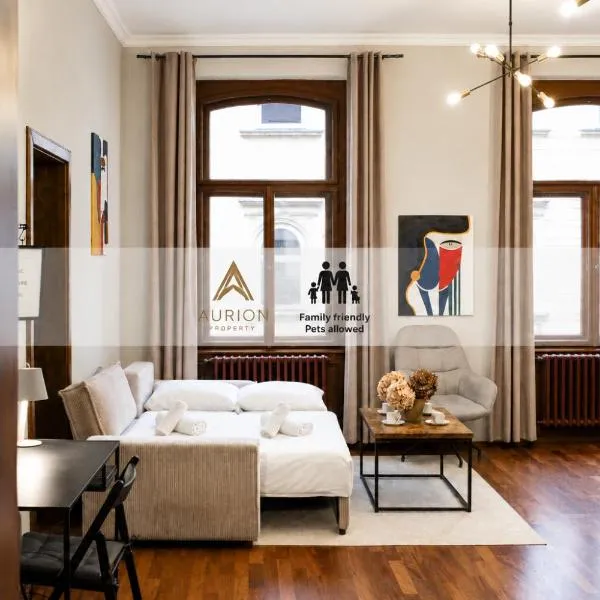 Urban Riverside Apartment - near Old Town - for 5 by AP, viešbutis Prahoje