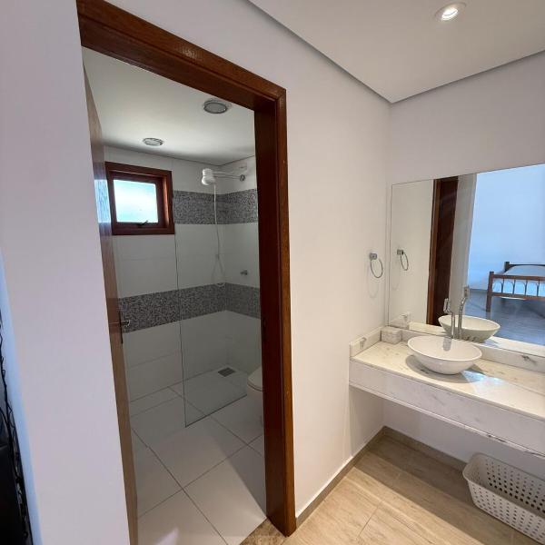 Casa Completa com Piscina - Condomínio de Luxo - Foto 3