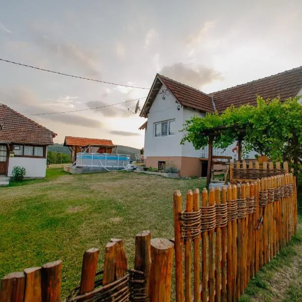Dedina kuća, hotel a Gornji Milanovac