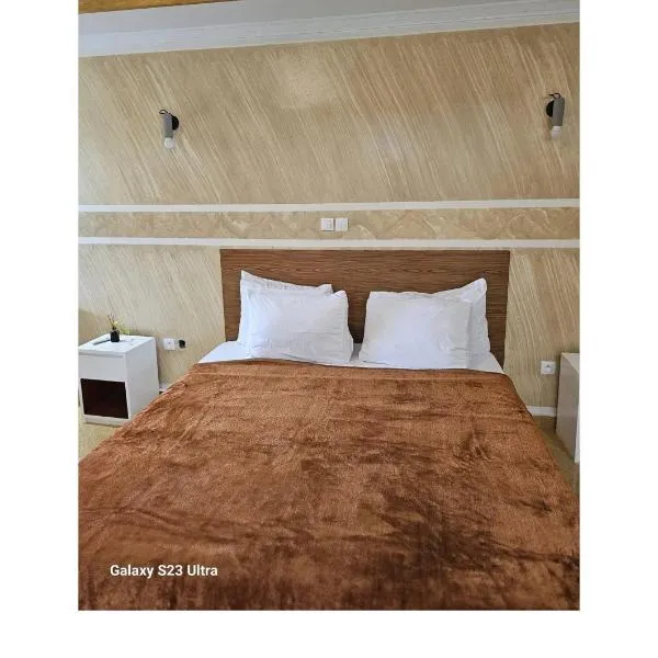 Le MoniPol Hôtel, hotel in Franceville