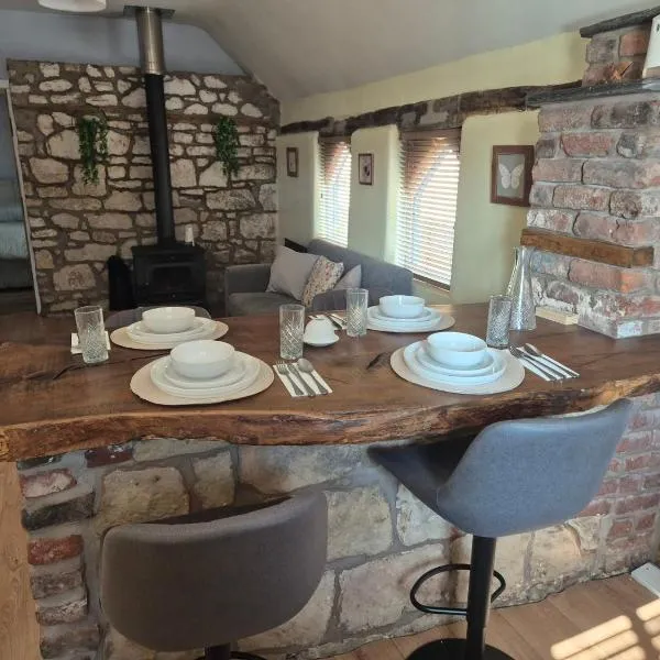 The Bluebell Rest - Oswestry, hotel di Ball