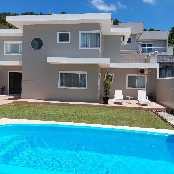 Casa em Canasvieiras com Piscina