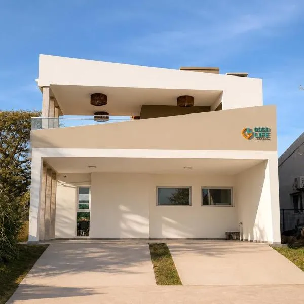 Complejo GOOD LIFE, hotel em Miramar (Córdoba)