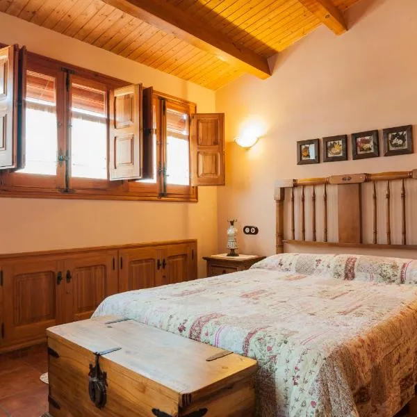 Casa Rural Rosa, hotel in Vall dʼAlba