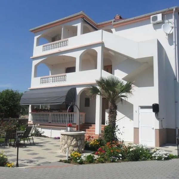 Apartmani Sanja, hotel v destinaci Vrsi