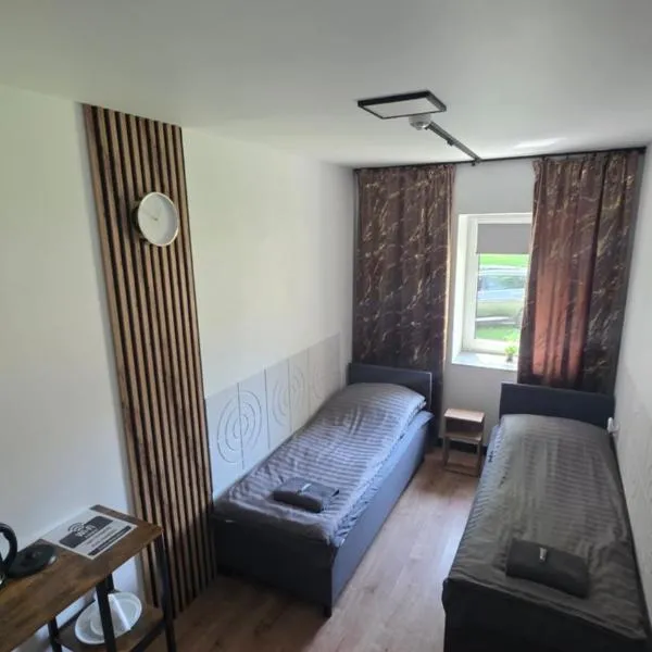 Noclegi Bezpłatny Dowóz AirNest24 Lotnisko Katowice-Pyrzowice, hotel 