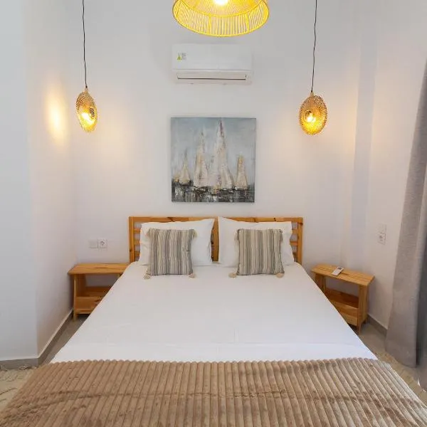 The Minimal Apartments 3Floors, Hotel in Loutra Edipsou