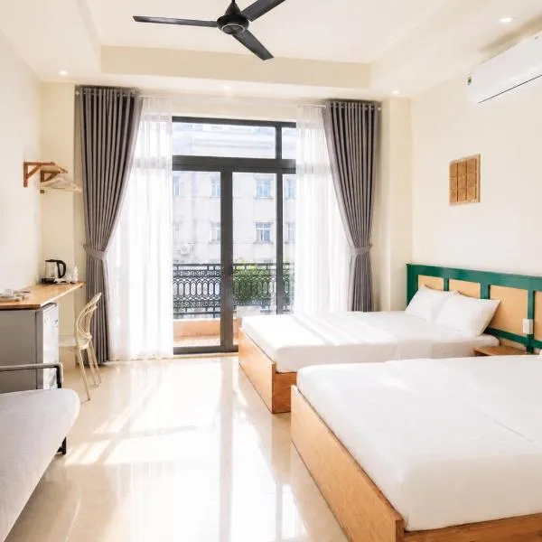 De Rivé Homestay 2 - Bến Ninh Kiều, hotel u gradu Kan To