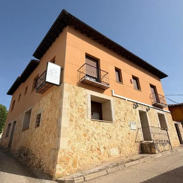 Hostal rural en el Cañón del Río Lobos โรงแรมในอูเซโร
