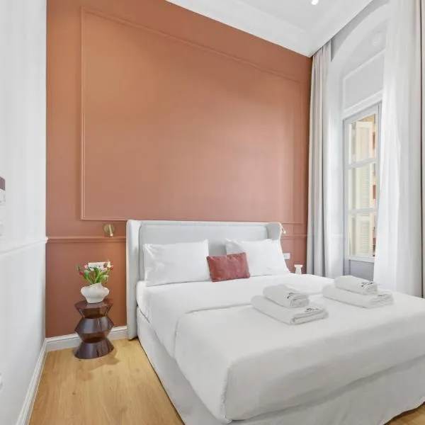 Hospi Living Empire Suites, khách sạn ở Heraklio Town