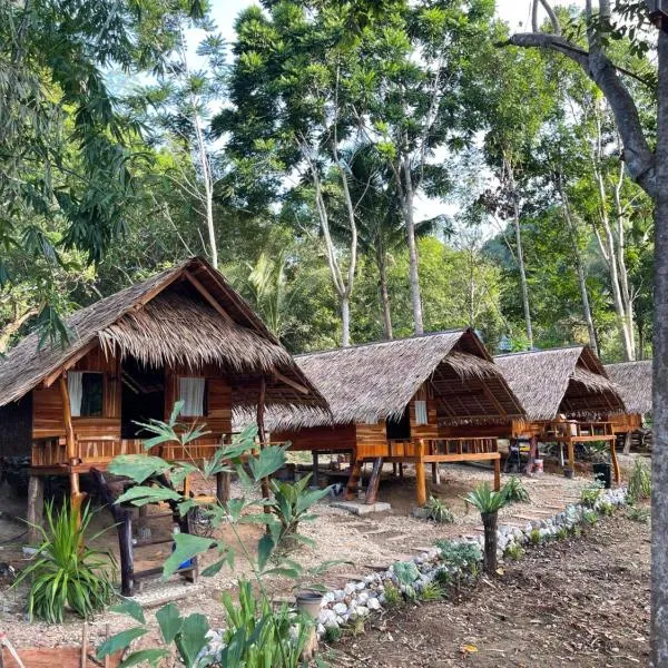 Khao Phang Camping, viešbutis mieste Ban Pha Saeng Lang