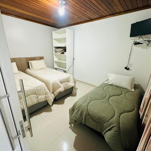 Hospedagem a Trabalho Quarto Banheiro
