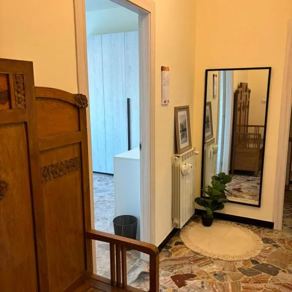Nicole's House – hotel w Asti