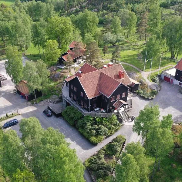 Ulkeröds Gård, hotel en Hedekas