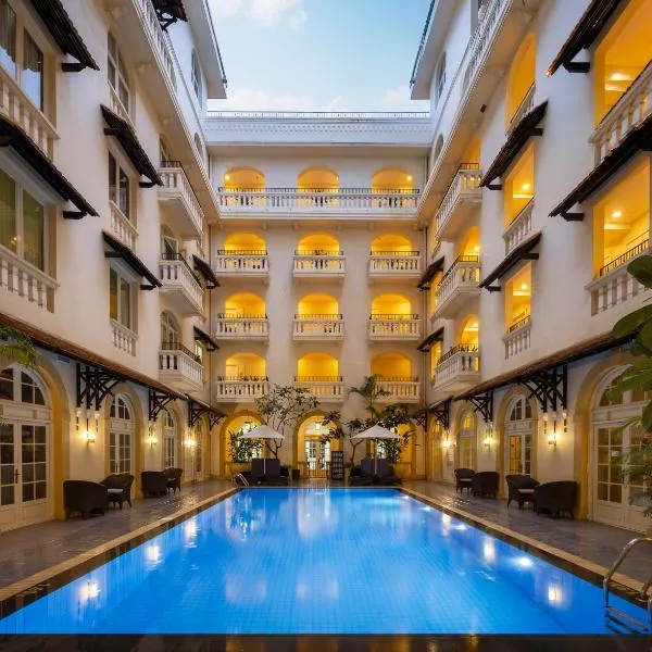 Central Mansions Hotel and Apartments, hotel v Phnompenhu