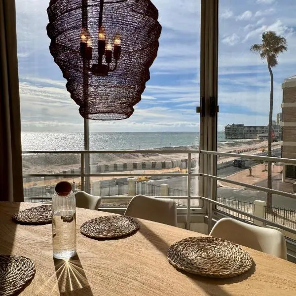 Beachfront Apartments by Beach Collection Winelands, hotel a Strand
