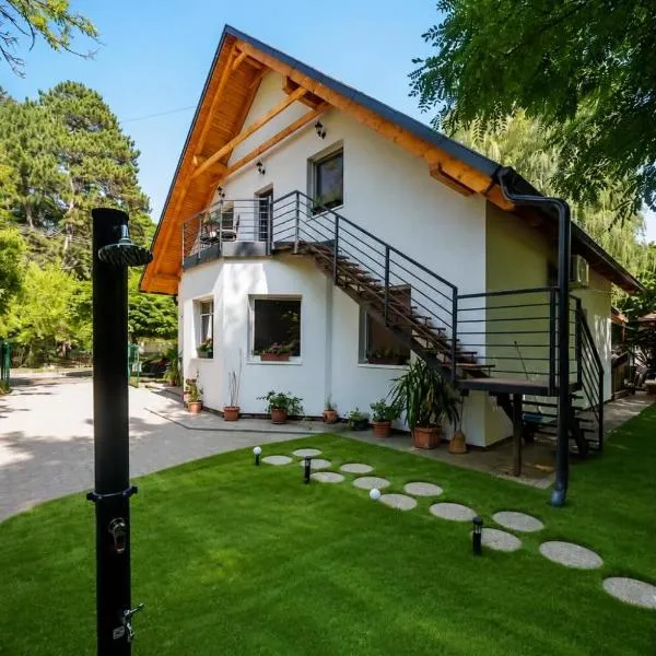 Rita Apartman, hotel a Balatonföldvár